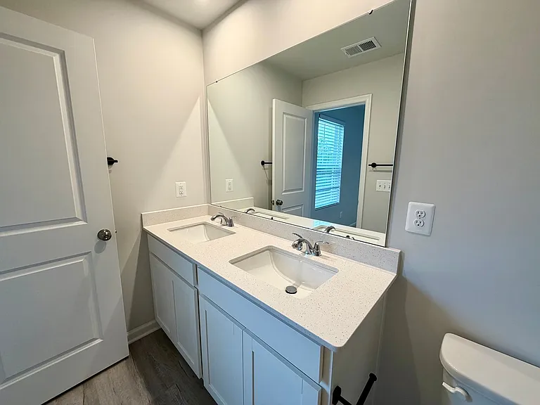 60 Sophie Kathyrn Dr — Photo 22
