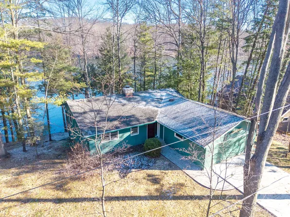 8770 N Island Dr #22-23, Stanwood, MI 49346