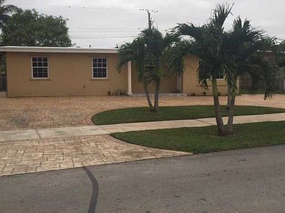 Beautifully Updated ~ Great Starter Home! $279,000