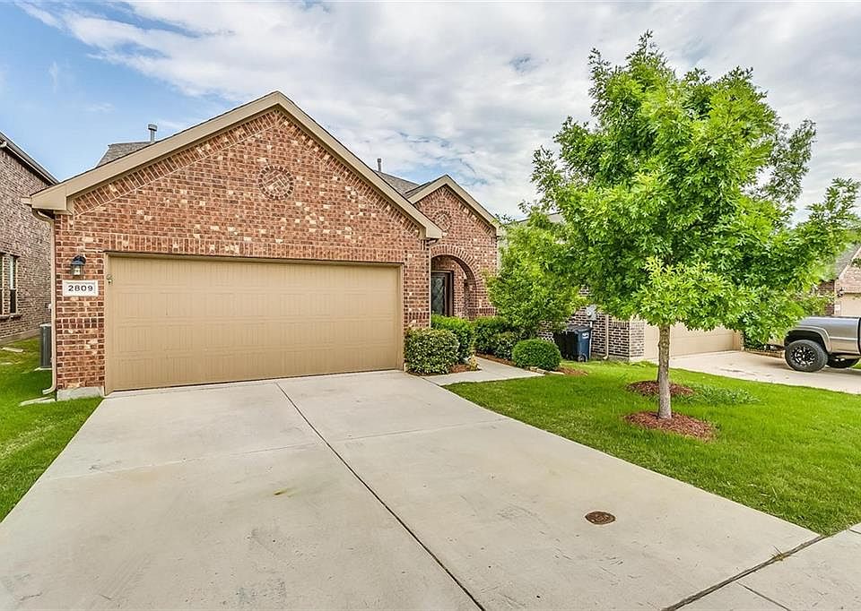 1st image of 2809 Houston Wood Dr