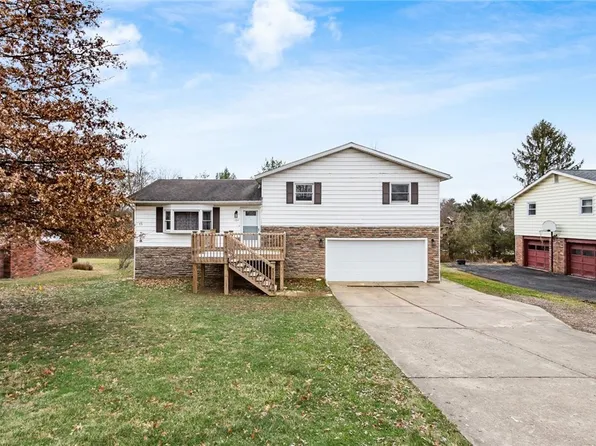 164 E Newman St, Zanesville, OH 43701