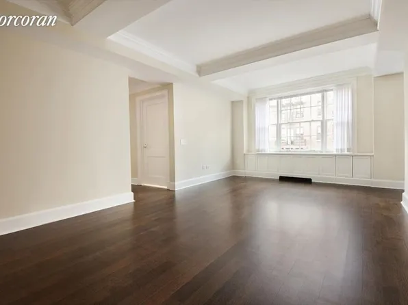 28 East 10th Street image 1 of 6