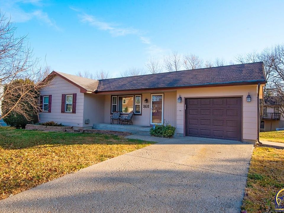1st image of 2818 SE Glenside Ct
