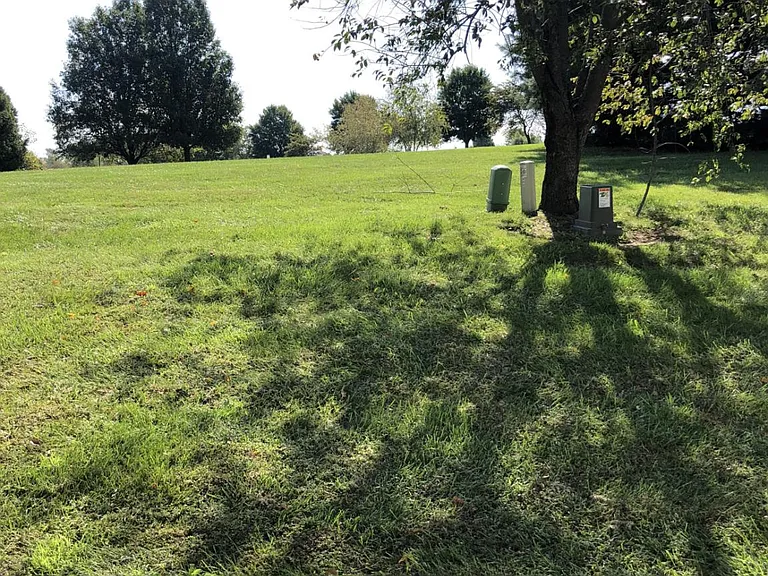 340 NE Highland Ln #340 — Photo 2
