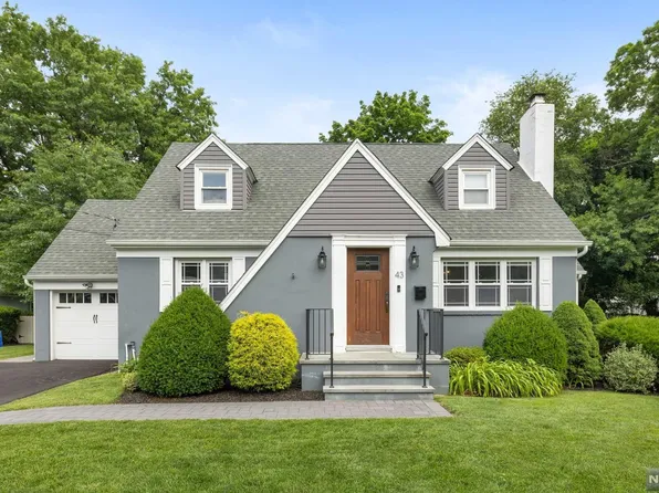 43 Thornbury Ave, Glen Rock, NJ 07452