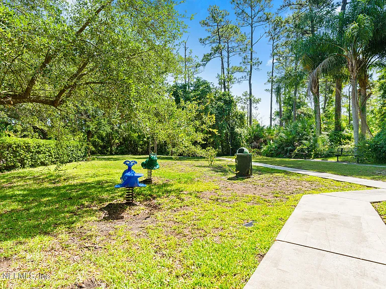 415 S Villa San Marco Dr #305 — Photo 15