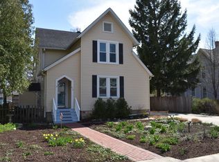 616 W Wesley St, Wheaton, IL 60187