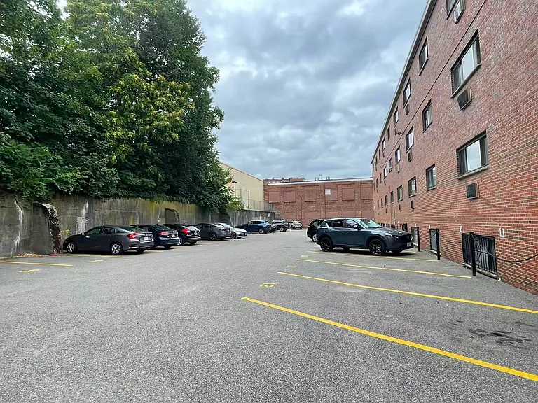 15 Walbridge St #9 — Photo 10