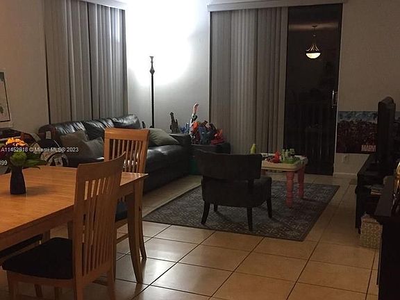 4th image of 901 Hillcrest Dr APT 301