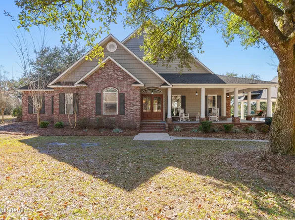 24040 Robert E Lee Rd, Lucedale, MS 39452