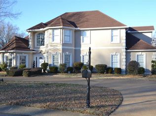 18 Northpointe Dr, Jackson, TN 38305