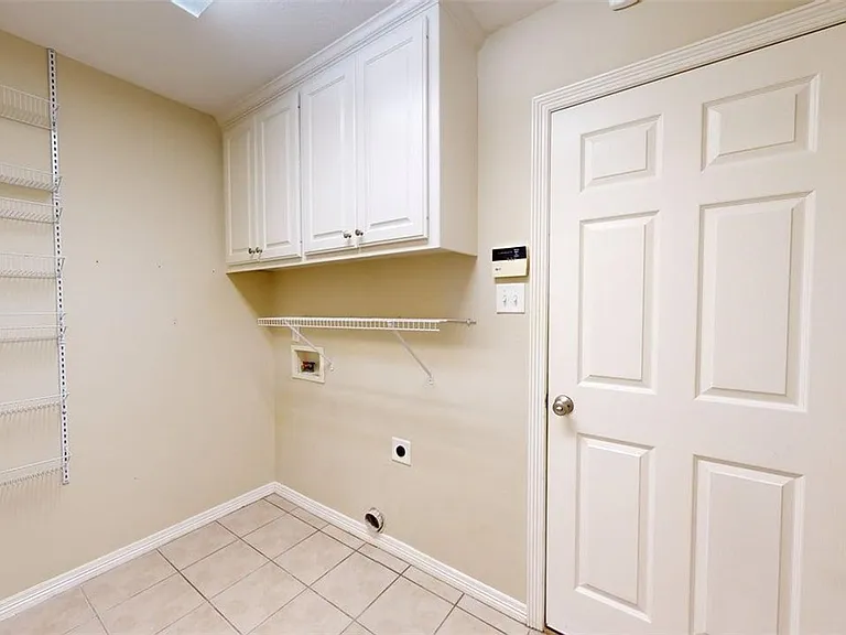 2350 Kendal Green Cir — Photo 23