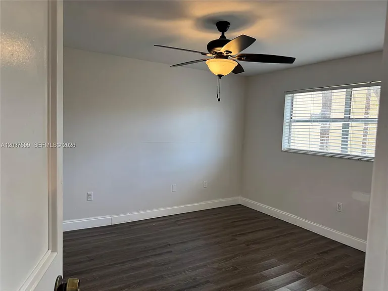8325 Sunrise Lakes Blvd #103 — Photo 41