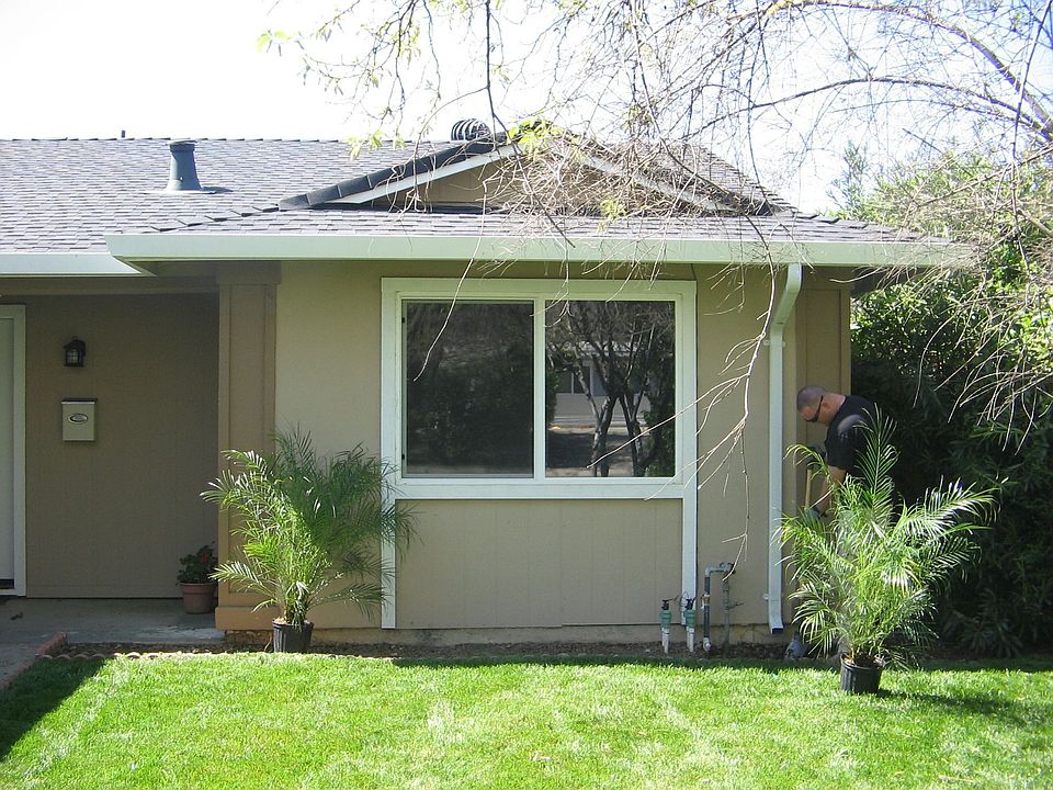 Front right side