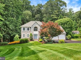 37 Ridge Crest Dr, Fleetwood, PA 19522