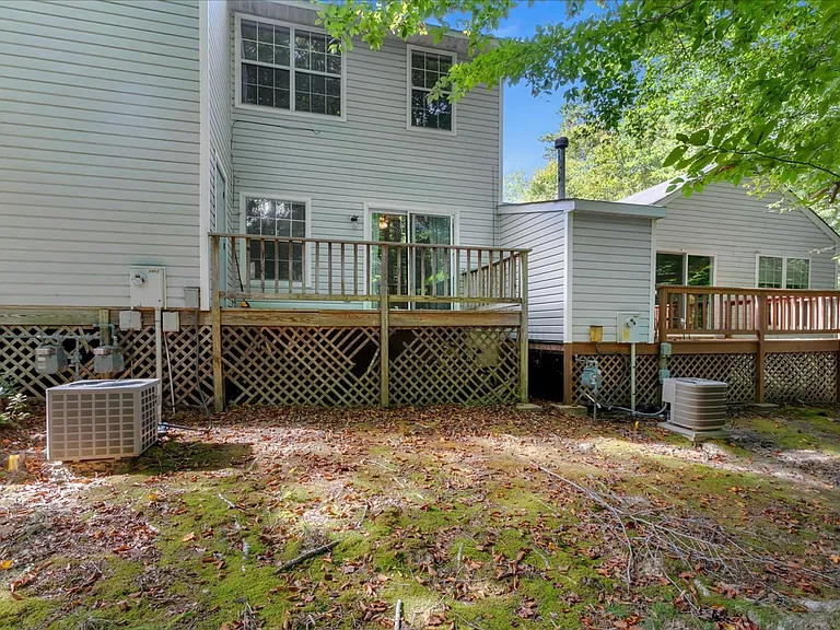 5403 Sasha Ct — Photo 32