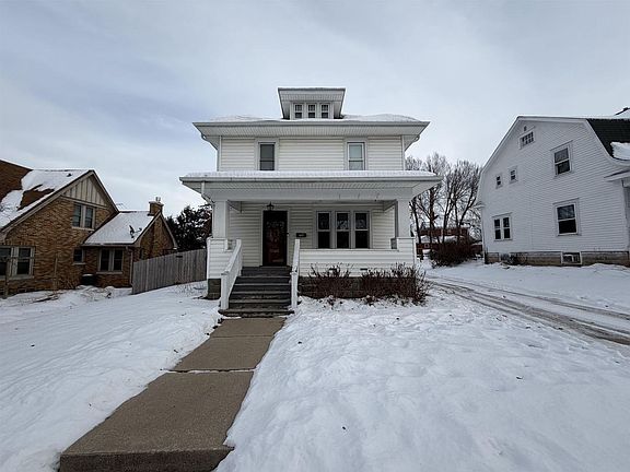 2nd image of 708 19th Avenue