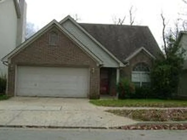 345 Shoreside Dr, Lexington, KY 40515