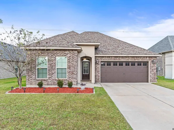 1120 Lakehaven Dr, Gonzales, LA 70737