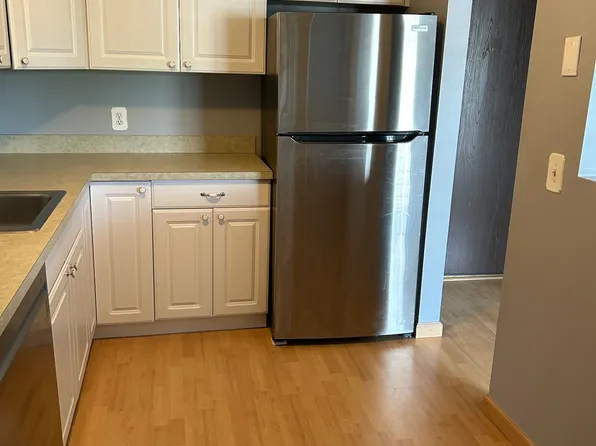 32005 W Twelve Mile Rd APT N0-204, Farmington, MI 48334