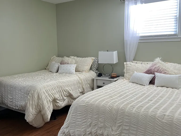 8 N Rosborough Ave #B — Photo 12