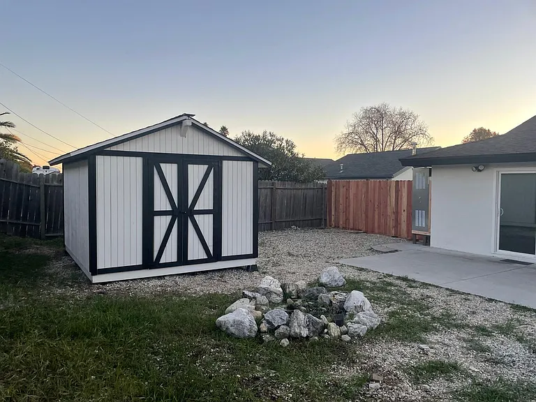 4123 Constellation Rd — Photo 26