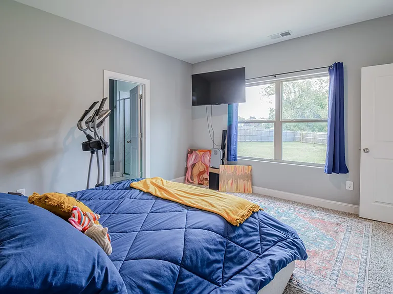 628 Bella Ct — Photo 47