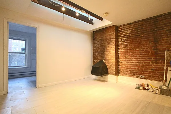 Rented by Keller Williams NYC | media 7