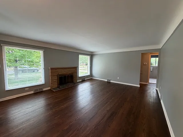 3 bed, 1397 sqft, $2,950 — Photo 4