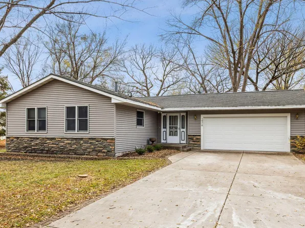 10310 Grouse St NW, Coon Rapids, MN 55433