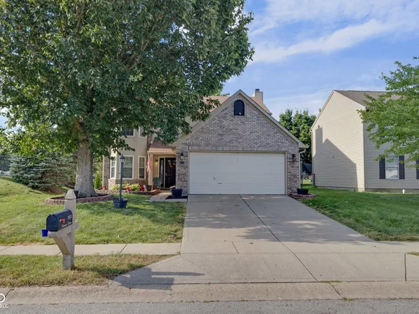 8850 Tanner Dr, Fishers, IN 46038