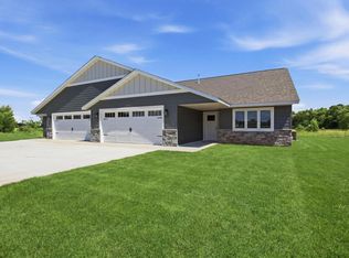 381 Old Glory Dr NE, Alexandria, MN 56308