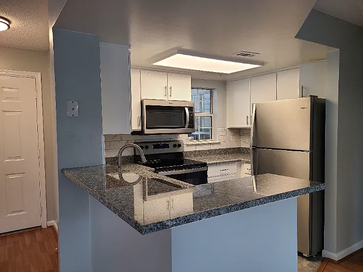15619 Easthaven Ct — Photo 14
