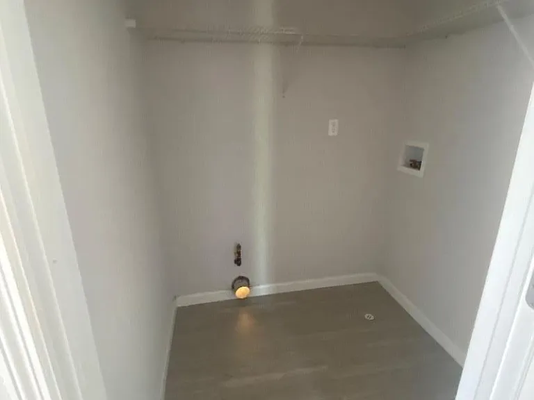 710 Court St — Photo 7