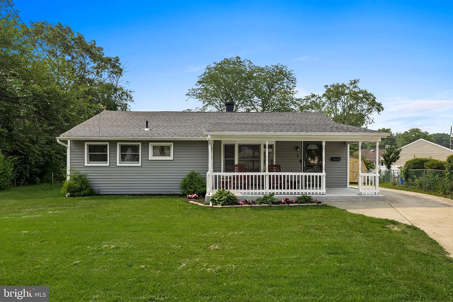5 Hickory Ct photo 1