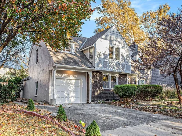 6831 Cherry St, Kansas City, MO 64131