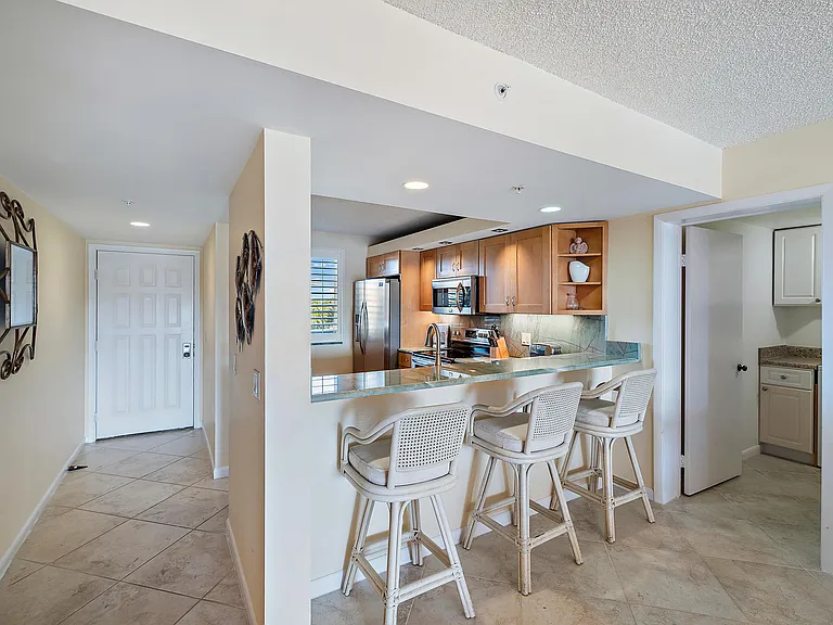 2601 Marina Isle Way #402 — Photo 21