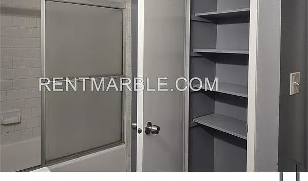 4550 E Fountain Way — Photo 2
