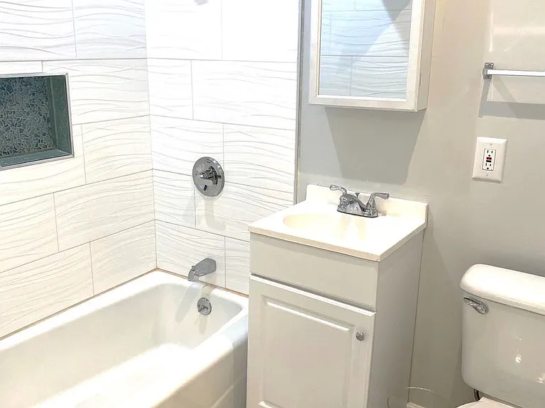 2924 Van Buren Pl — Photo 32