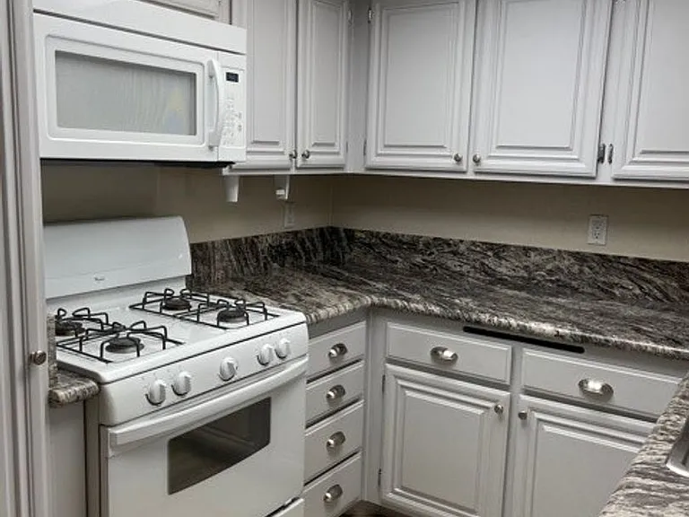 600 Central Ave #390 — Photo 4