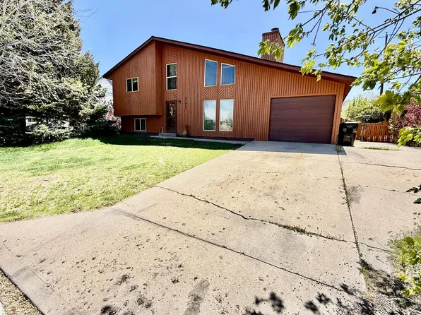 791 W Mountain View Dr, Cedar City, UT 84720