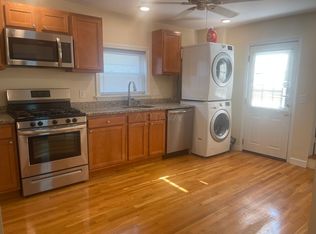 9 Murdock St #1, Somerville, MA 02145