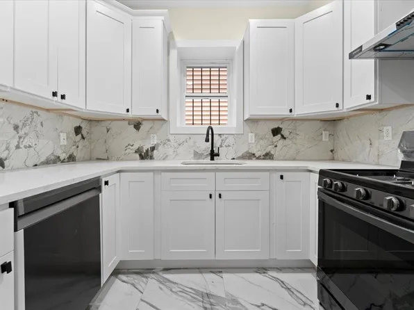 2321 John F Kennedy Boulevard image 8 of 14