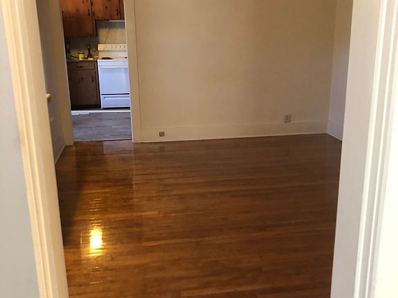 5th image of 21 Crescent St APT 2
