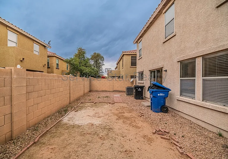 9425 W Wilshire Ave — Photo 29