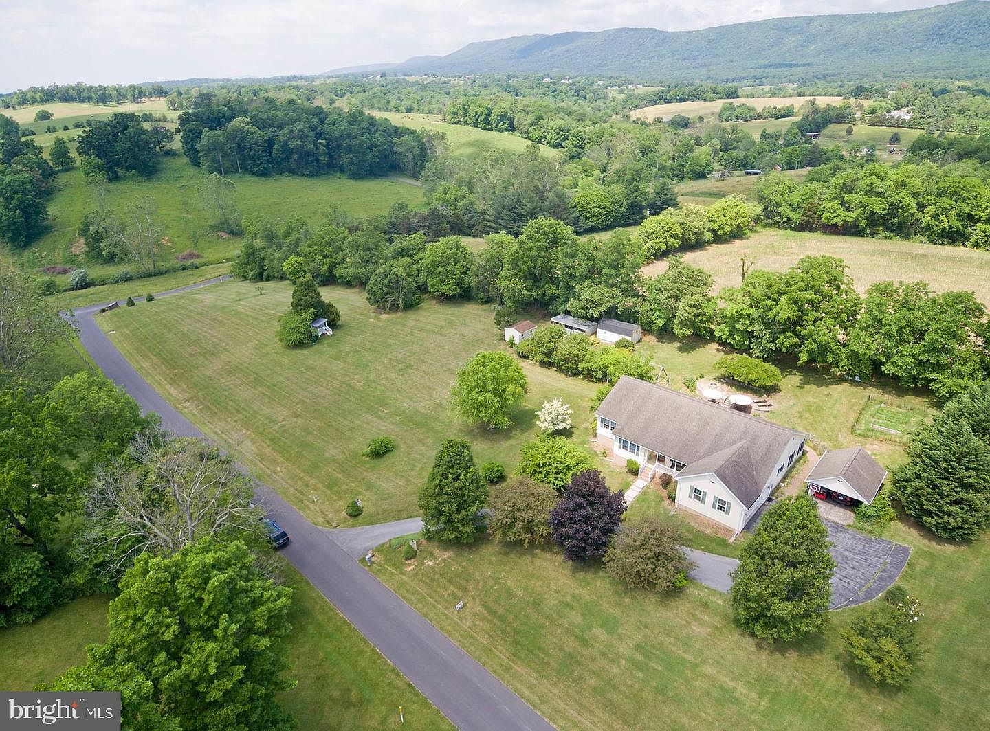 111 Manor Hill Dr, Toms Brook, VA 22660 Zillow