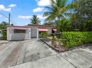 930 N K St, Lake Worth, FL 33460