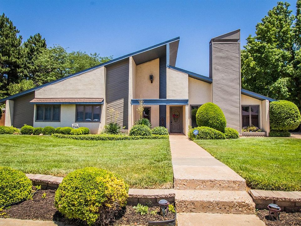 1st image of 29 Brentwood Cir