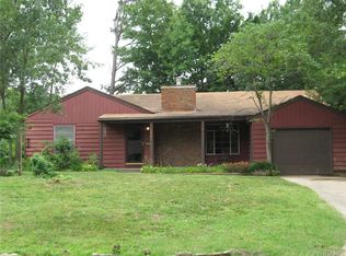 1907 Crestview Dr, Bartlesville, OK 74003