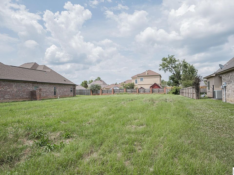 1st image of 0 Broadmoor Blvd